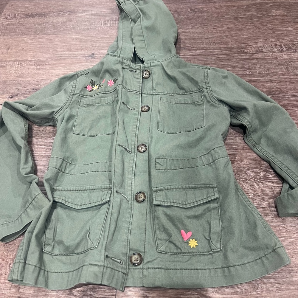 Girls light weight jacket.